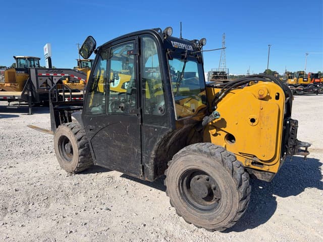 Image of Caterpillar TH255 equipment image 3