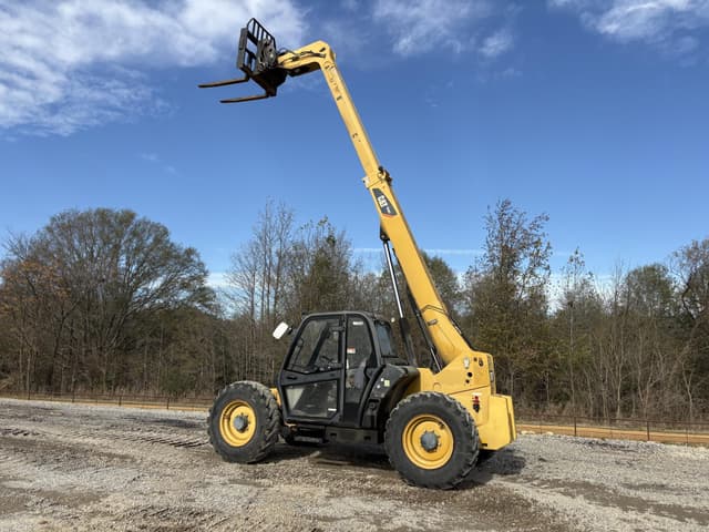 Image of Caterpillar TH407 equipment image 3