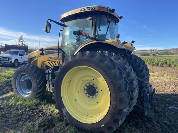 Image of Challenger MT645D equipment image 2