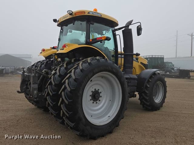 Image of Challenger MT655D equipment image 4