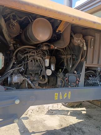 Image of Challenger WR9760 equipment image 2