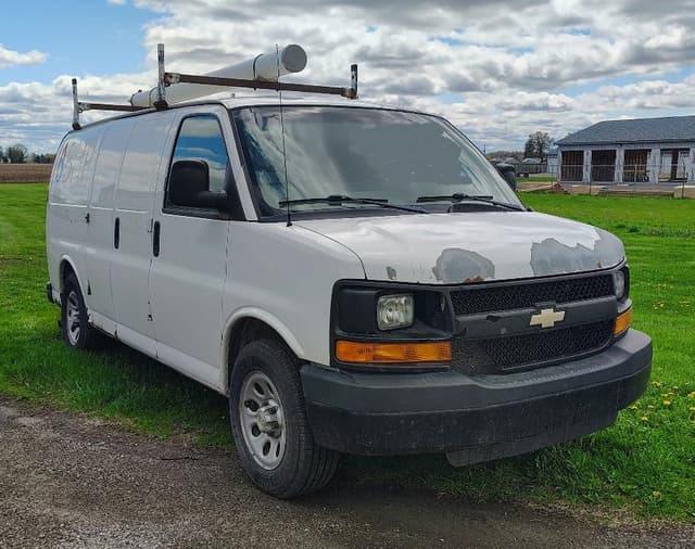 Image of Chevrolet 1500 equipment image 3