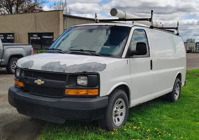 Image of Chevrolet 1500 equipment image 1