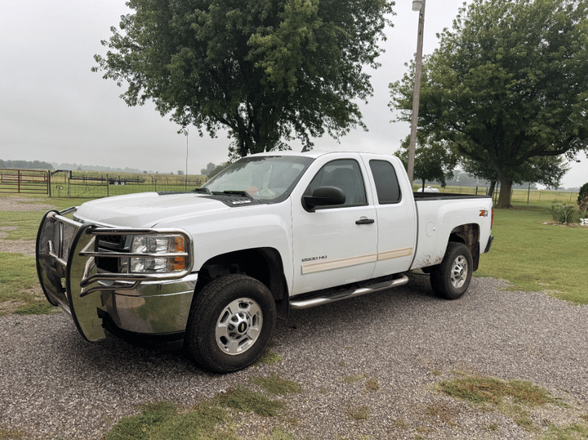 2012 Chevrolet 2500 Equipment Image0