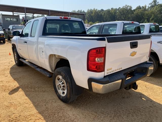 Image of Chevrolet 2500HD equipment image 1