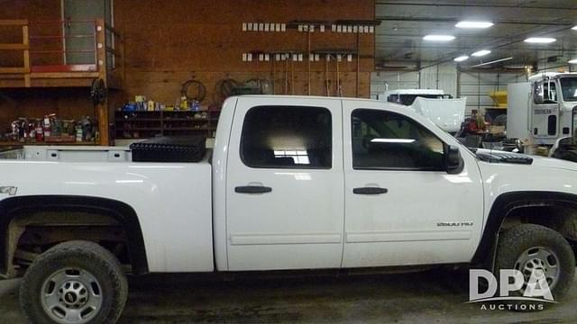 Image of Chevrolet 2500HD equipment image 1