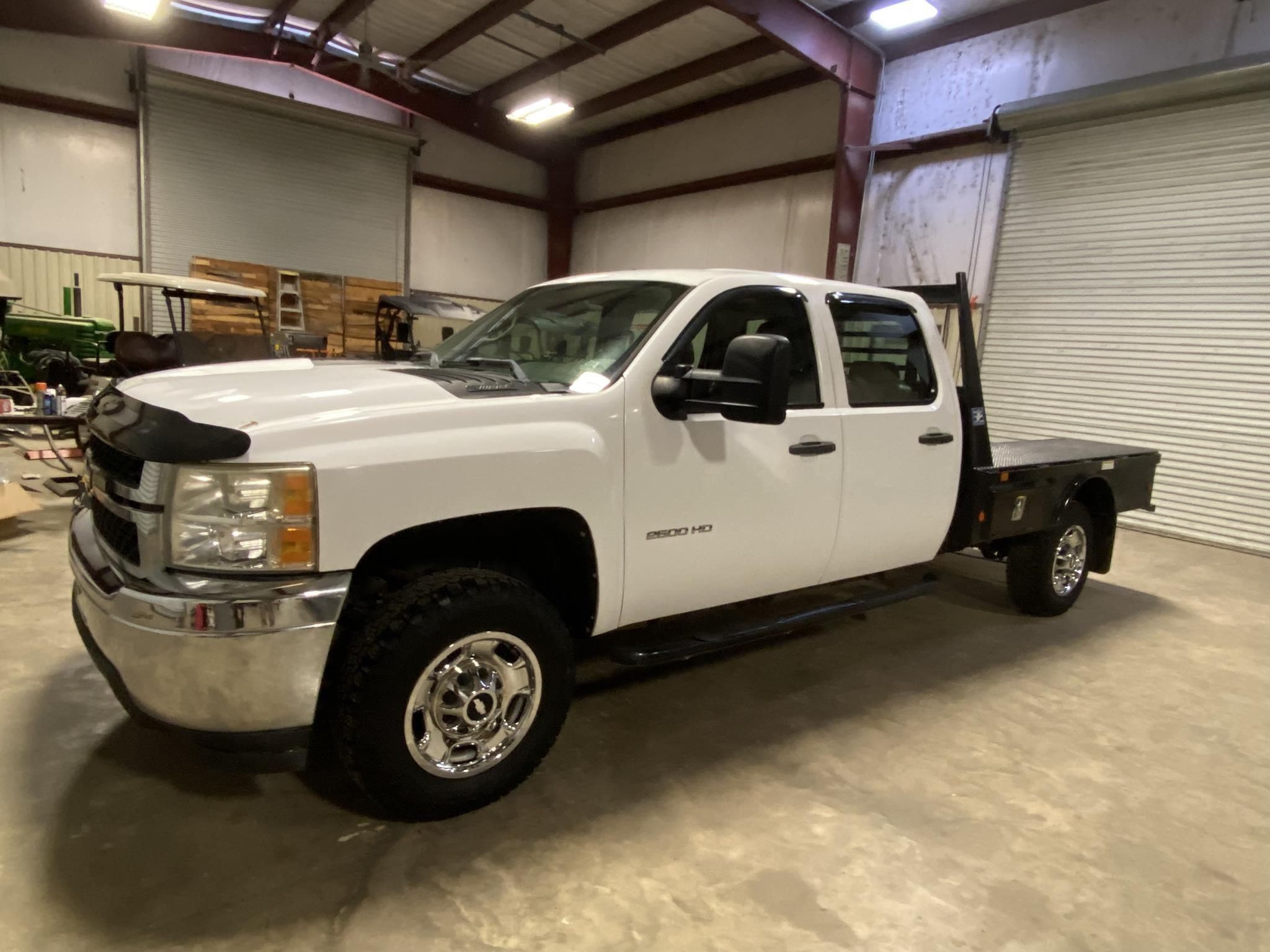 2012 Chevrolet 2500HD Equipment Image0