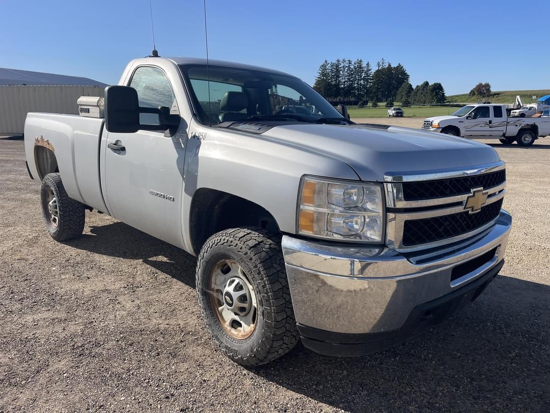 Image of Chevrolet 2500HD Primary image
