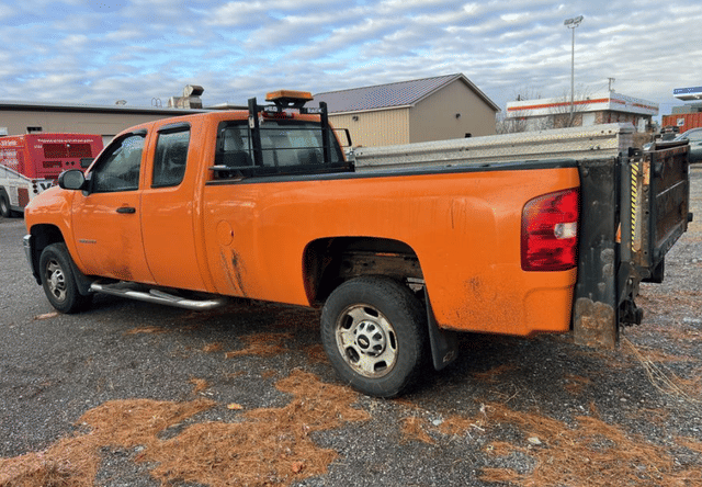 Image of Chevrolet 2500HD equipment image 1