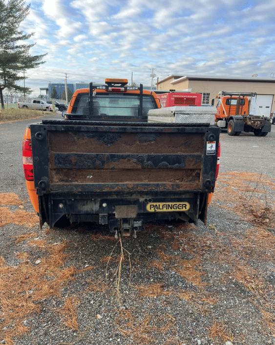 Image of Chevrolet 2500HD equipment image 2