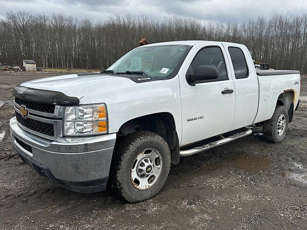 2012 Chevrolet 2500HD Equipment Image0