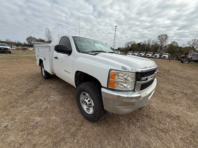 2012 Chevrolet 2500HD Equipment Image0