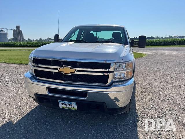 Image of Chevrolet 2500HD equipment image 2