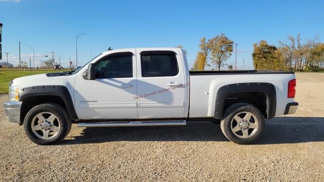 Image of Chevrolet 2500HD equipment image 1