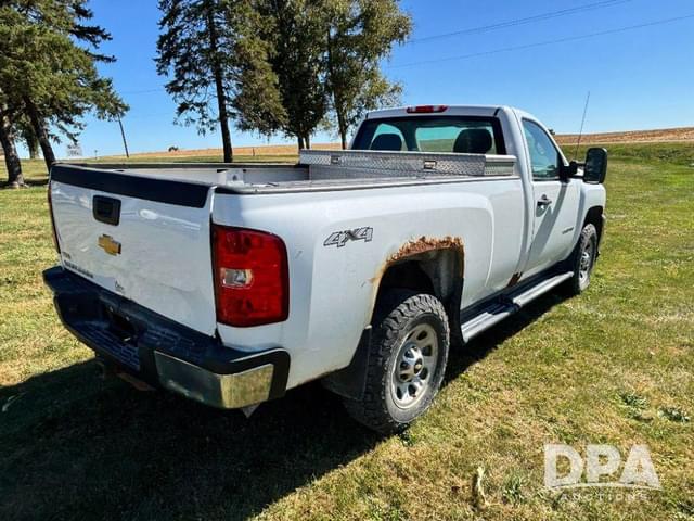 Image of Chevrolet 2500HD equipment image 4