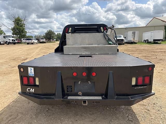 Image of Chevrolet 3500 equipment image 3