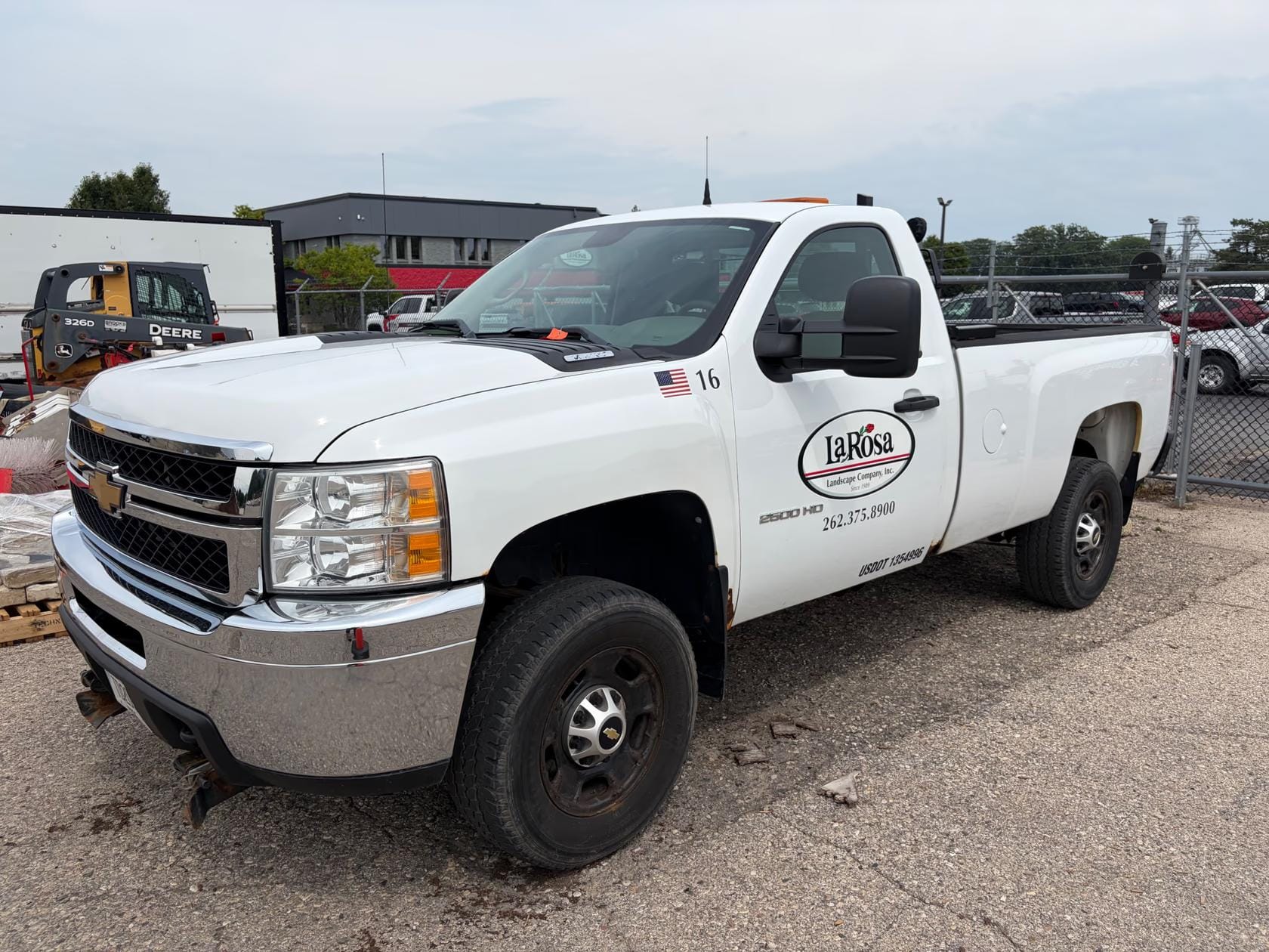 2012 Chevrolet 3500 Equipment Image0