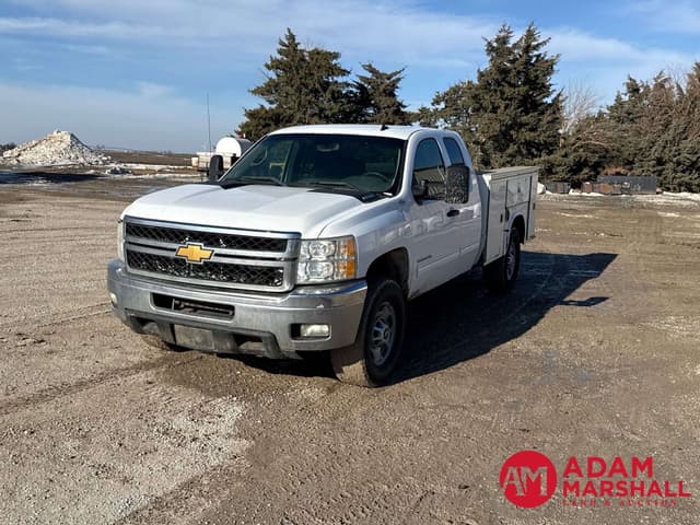 Image of Chevrolet 3500 equipment image 2