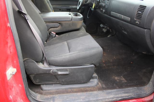 Image of Chevrolet 3500HD equipment image 4