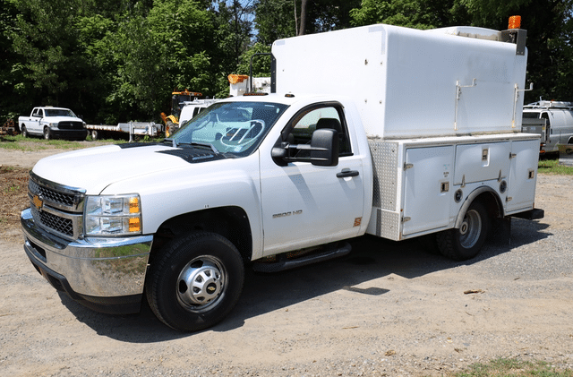 Image of Chevrolet 3500HD equipment image 1