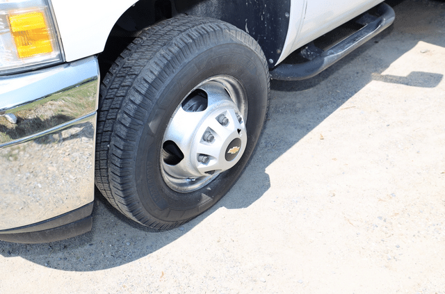 Image of Chevrolet 3500HD equipment image 2