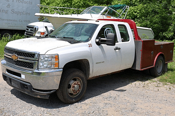 2012 Chevrolet 3500HD Equipment Image0