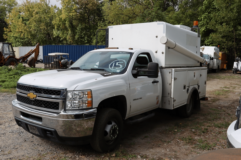 2012 Chevrolet 3500HD Equipment Image0