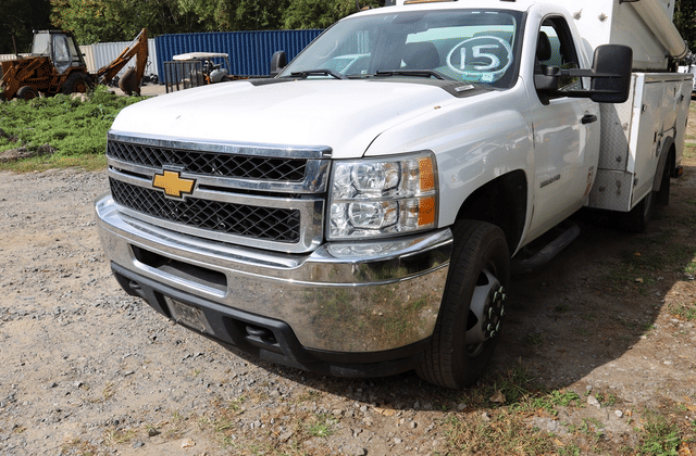 Image of Chevrolet 3500HD equipment image 2