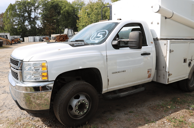 Image of Chevrolet 3500HD equipment image 3