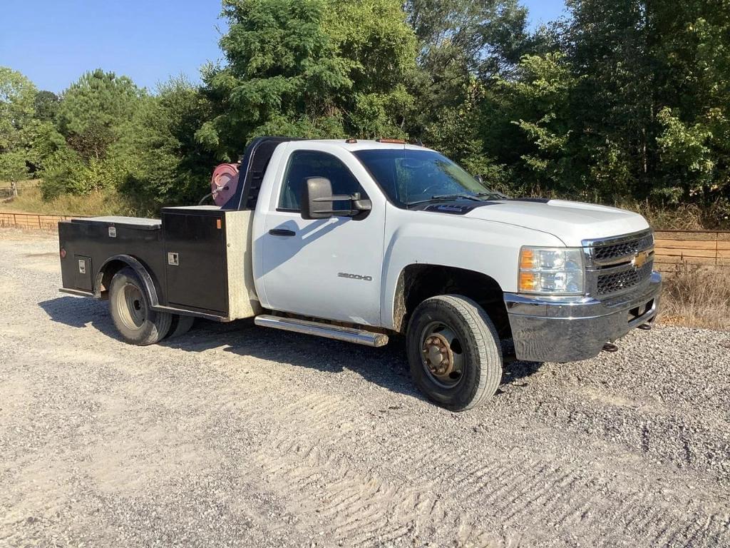 Image of Chevrolet 3500HD Primary image
