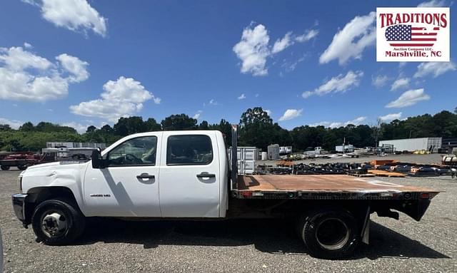 Image of Chevrolet 3500HD equipment image 1