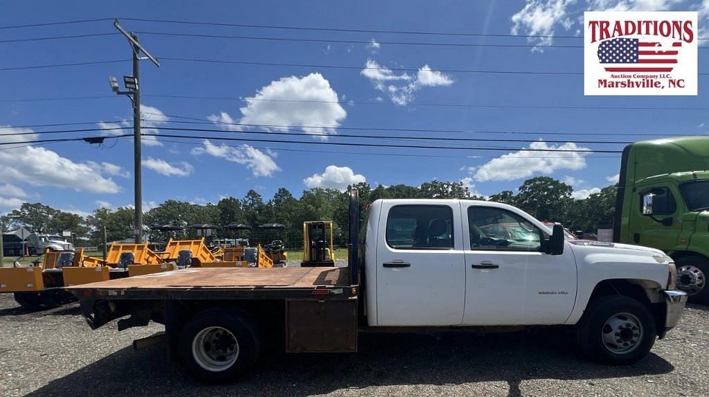 Image of Chevrolet 3500HD Primary image