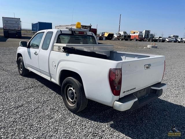 Image of Chevrolet Colorado equipment image 2