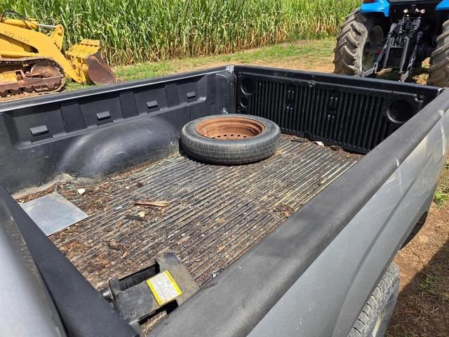 Image of Chevrolet Colorado equipment image 4