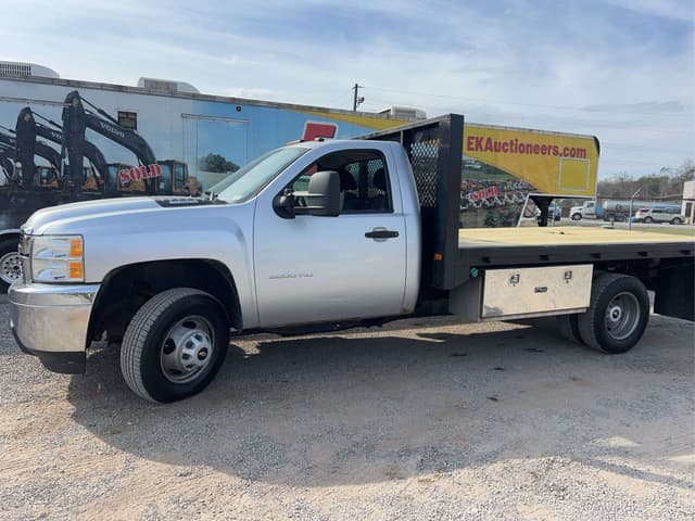 Image of Chevrolet 3500HD equipment image 3