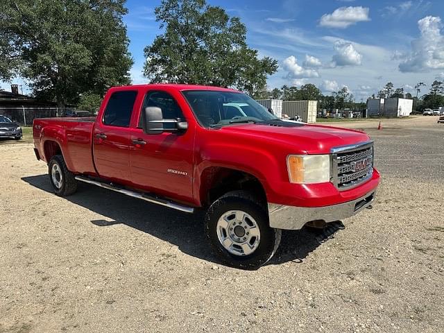 Image of GMC 2500HD equipment image 1