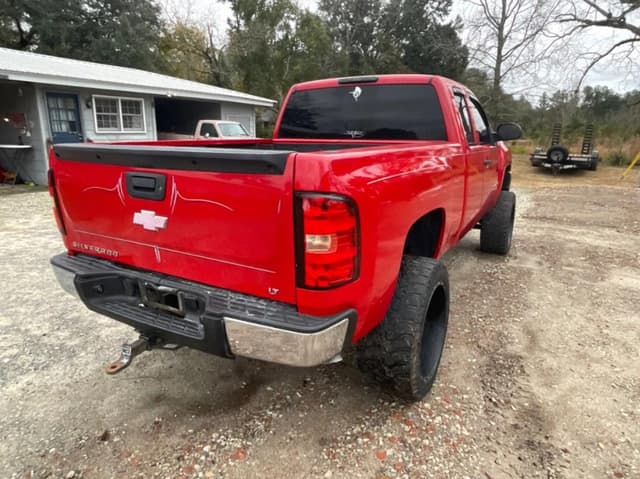 Image of Chevrolet 1500 equipment image 4