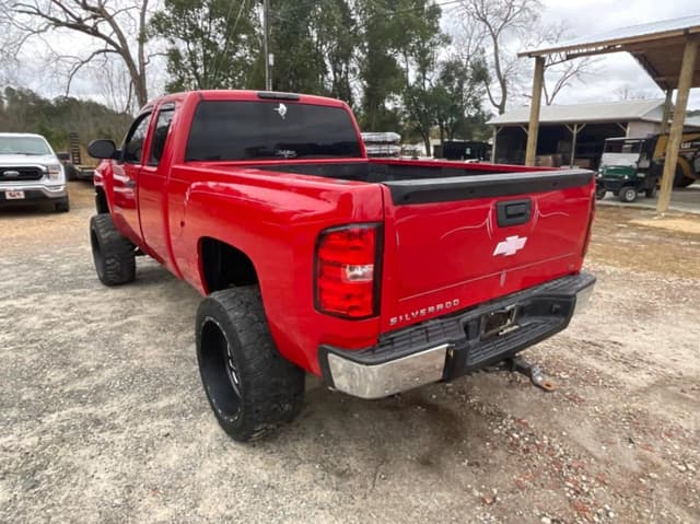 Image of Chevrolet 1500 equipment image 2