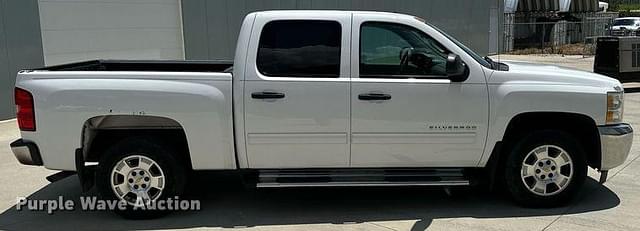 Image of Chevrolet 1500 equipment image 3