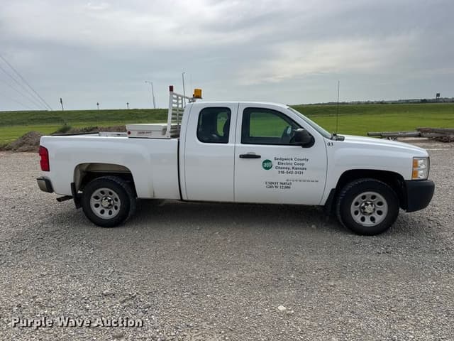 Image of Chevrolet 1500 equipment image 3