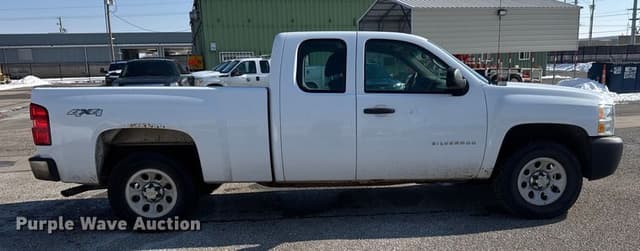 Image of Chevrolet 1500 equipment image 3