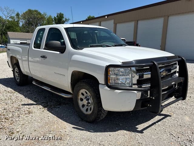 Image of Chevrolet 1500 equipment image 2