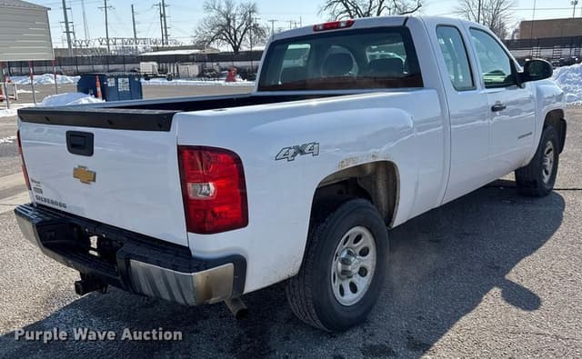 Image of Chevrolet 1500 equipment image 4