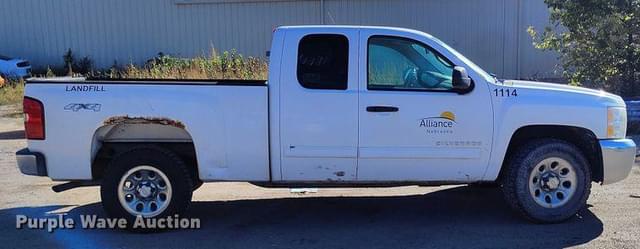 Image of Chevrolet 1500 equipment image 3