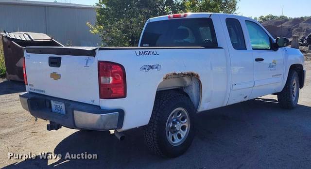 Image of Chevrolet 1500 equipment image 4