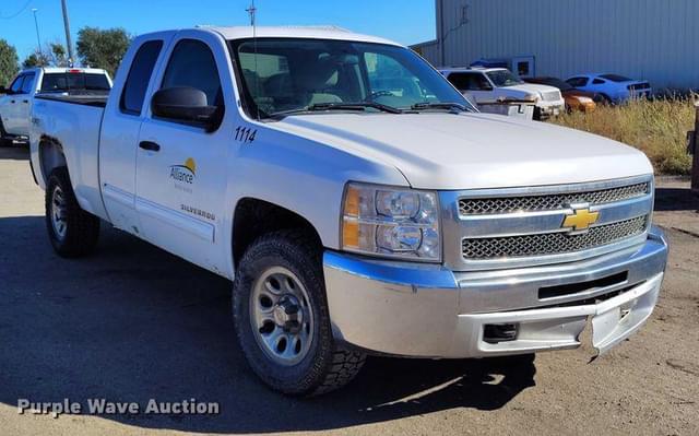 Image of Chevrolet 1500 equipment image 2