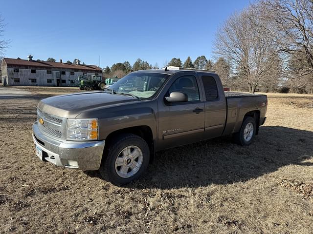 Image of Chevrolet 1500 equipment image 4