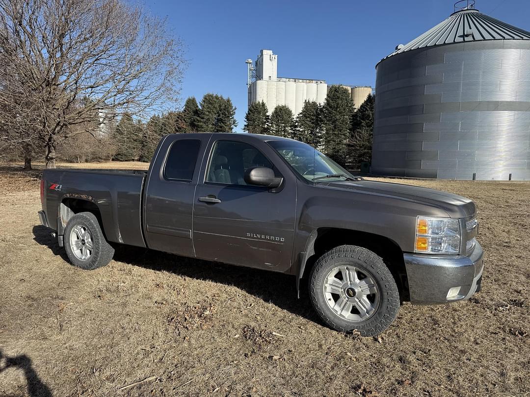 Image of Chevrolet 1500 Primary image