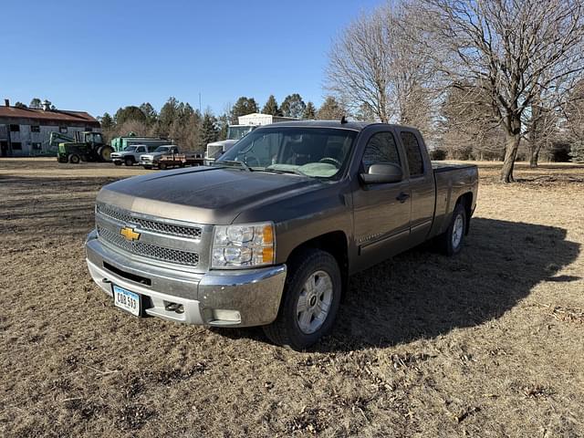 Image of Chevrolet 1500 equipment image 3