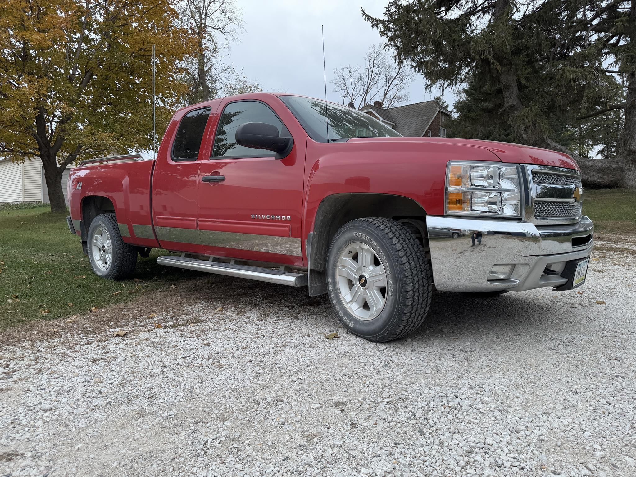 2012 Chevrolet 1500 Equipment Image0